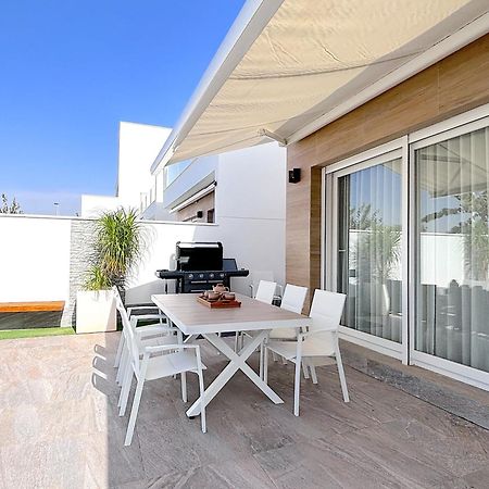 Magnifica Villa En San Pedro De Pinatar San Pedro del Pinatar Dış mekan fotoğraf
